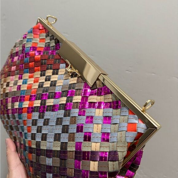 Colorful Woven Leather Handmade Kisslock Metal Frame Handbag, Multi Use Style - Picture 12 of 16